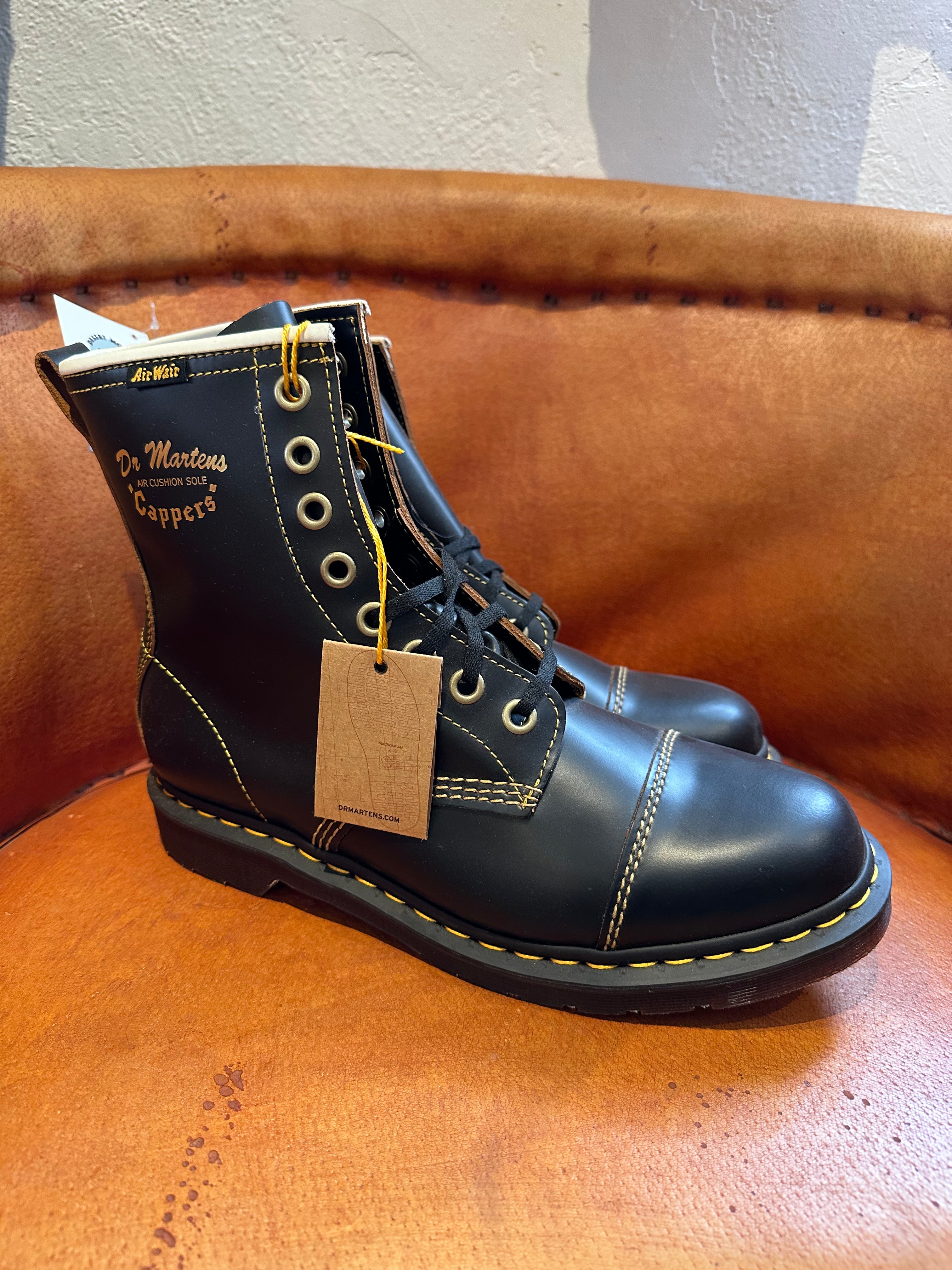 Dr. Marten Capper Boots 12 - Like New! – DESERT MOSS VINTAGE